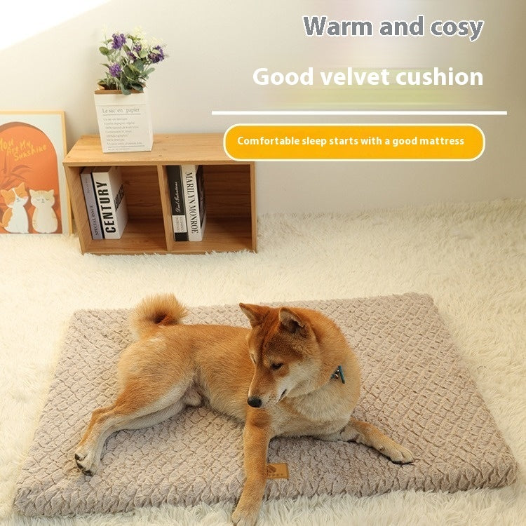 Winter Warm Plush Pet Bed for Cats & Dogs – Soft Cozy Sleeping Nest for Cold Weather Comfort